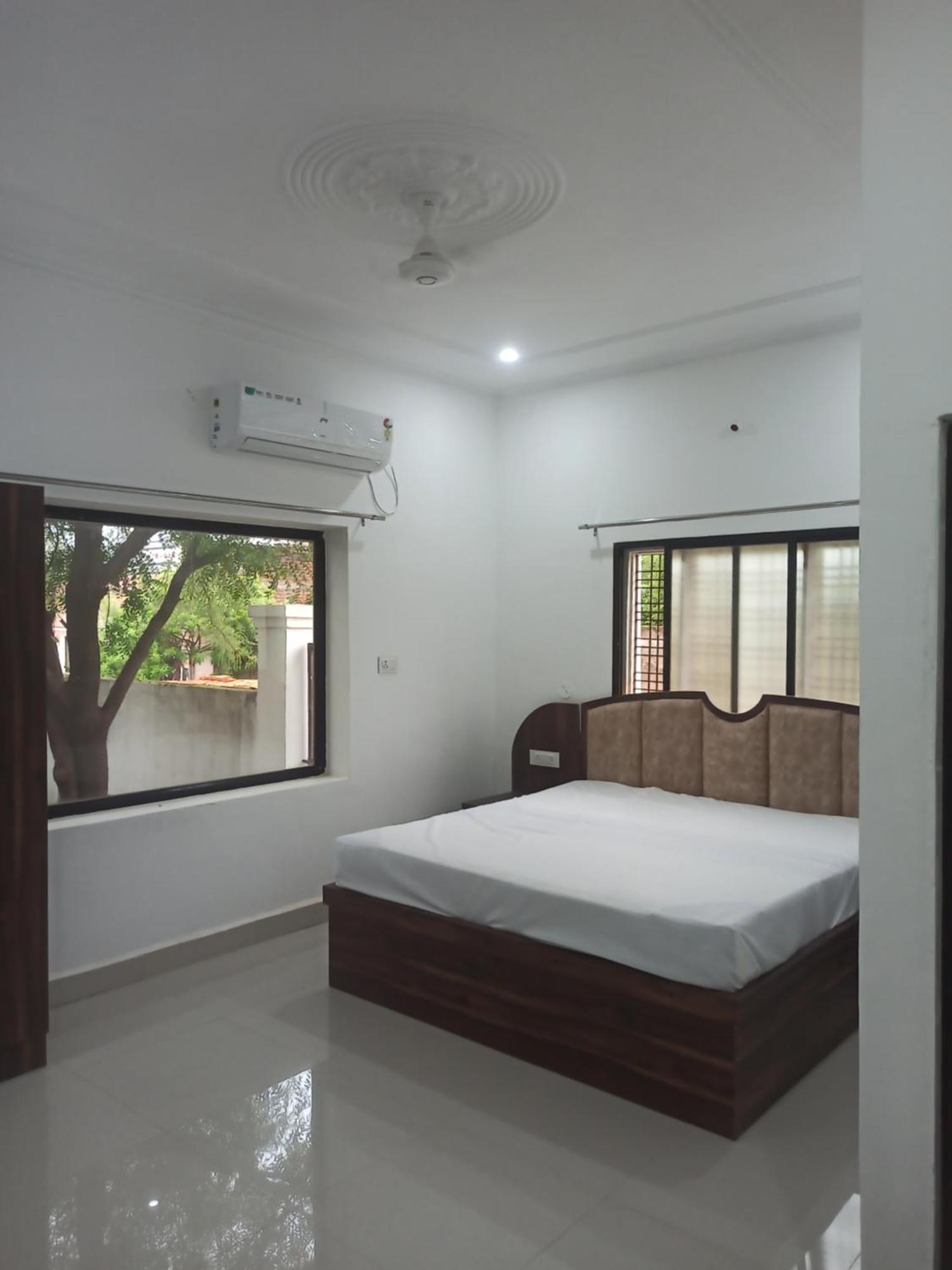 Abhiram Homestay Khajurāho المظهر الخارجي الصورة