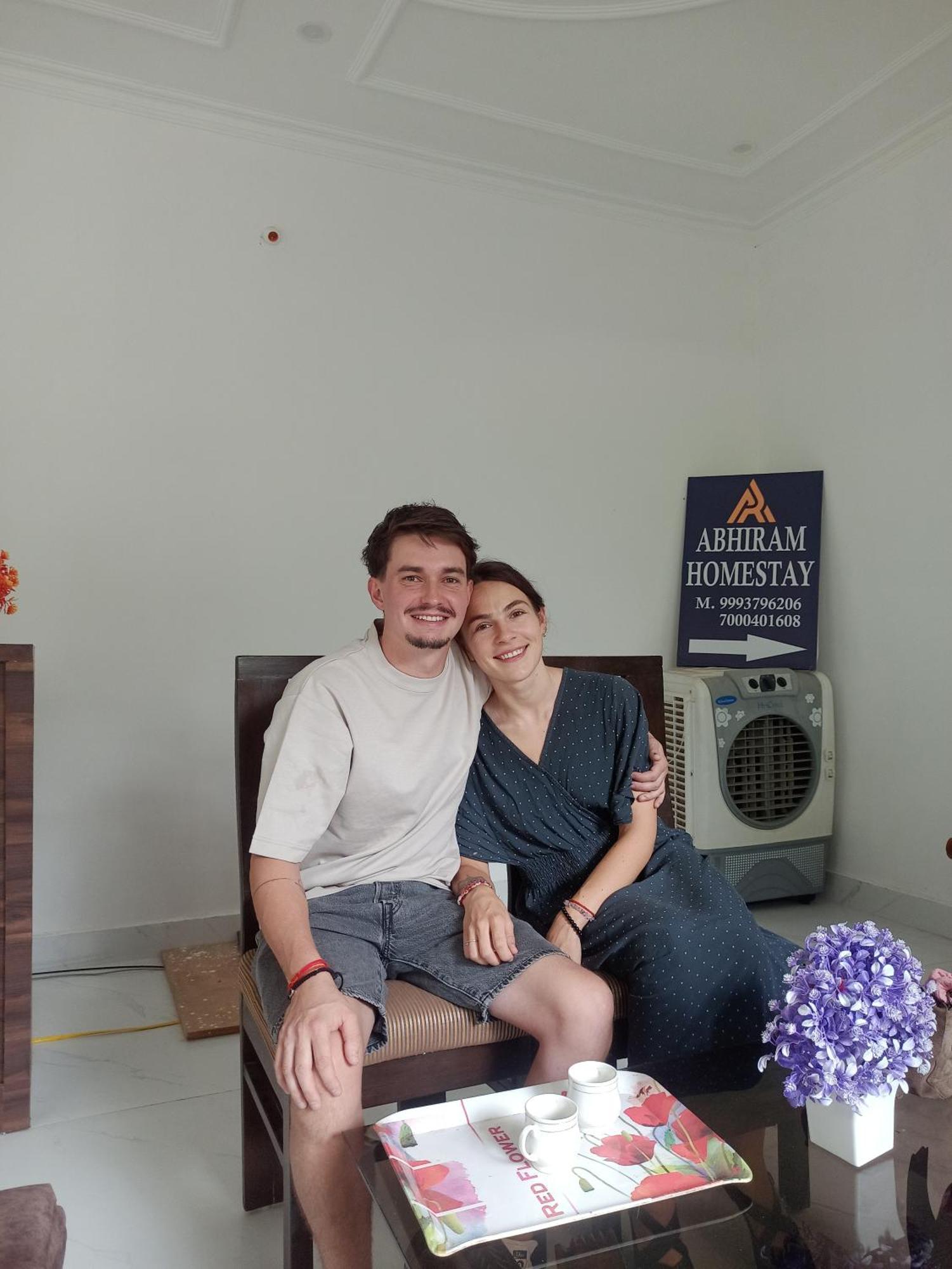 Abhiram Homestay Khajurāho المظهر الخارجي الصورة