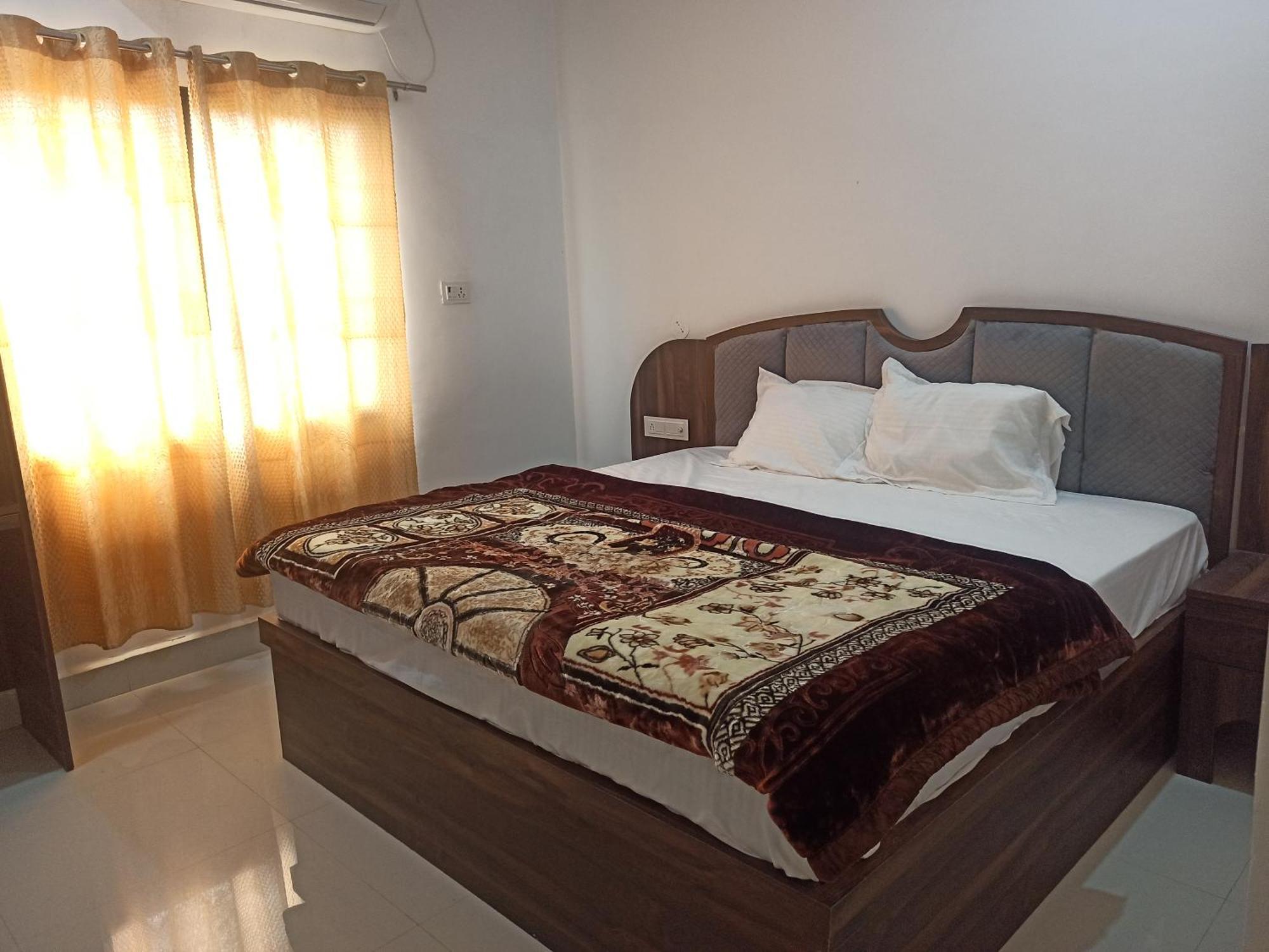 Abhiram Homestay Khajurāho المظهر الخارجي الصورة