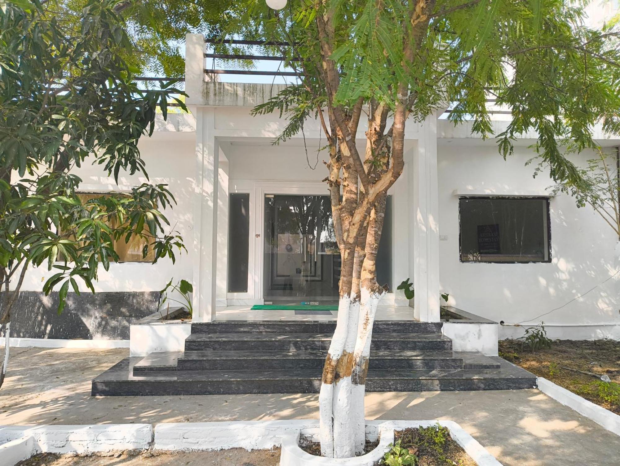 Abhiram Homestay Khajurāho المظهر الخارجي الصورة