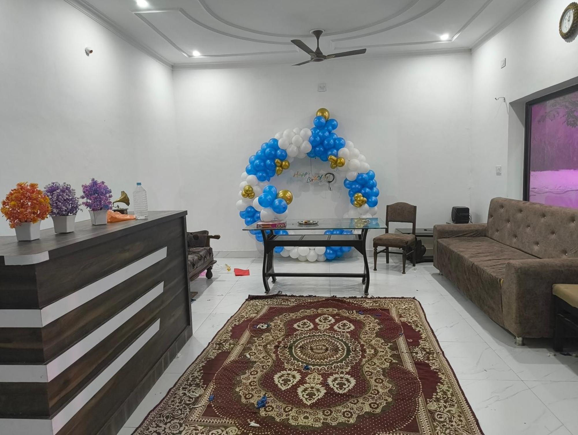 Abhiram Homestay Khajurāho المظهر الخارجي الصورة